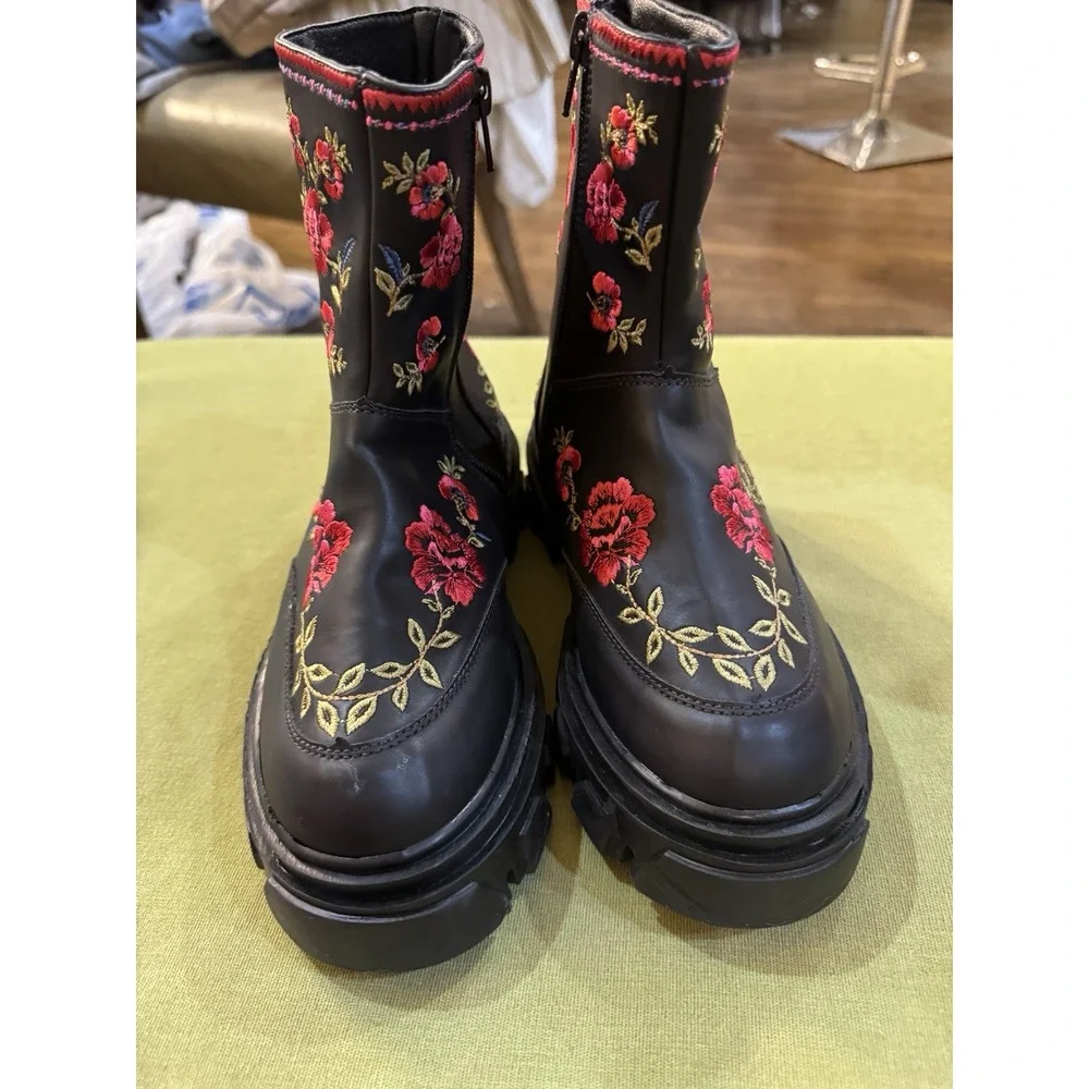 Farm Rio‎ Black Boho Mid Boot Embroidered Rose Stitched Women Size 6